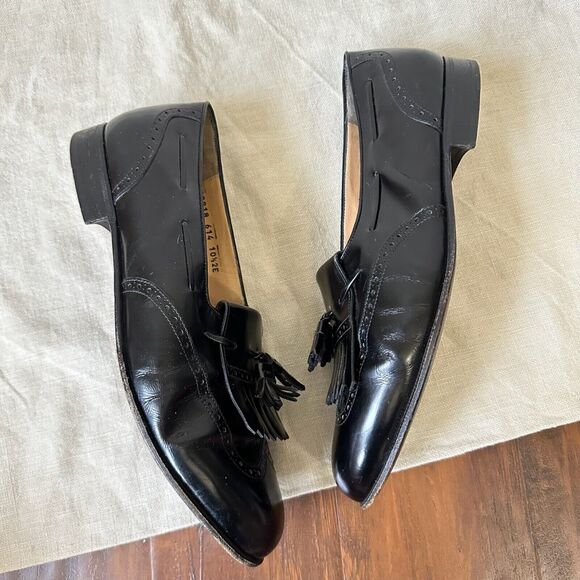SALVATORE FERRAGAMO Kiltie Tassel Loafers Black Leather main image 10